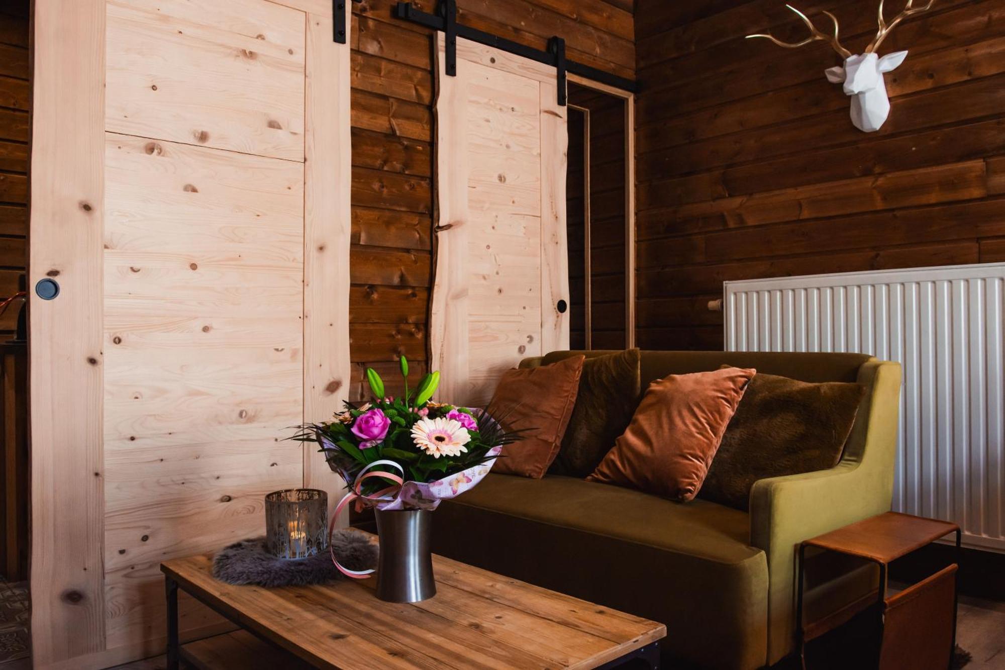 Maison D'Hote Les Notes Endormies Suite Le Refuge Walcourt Eksteriør bilde