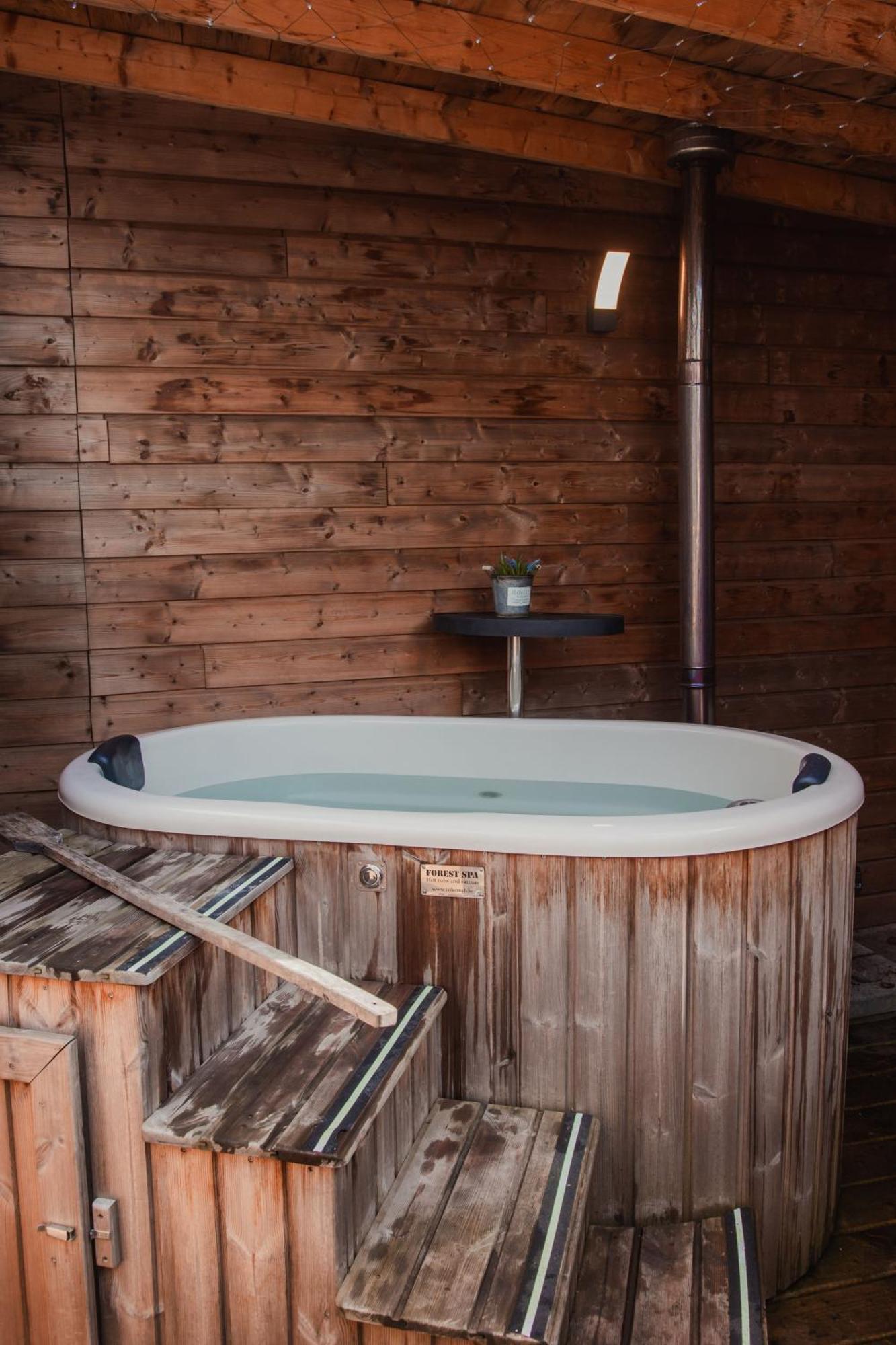 Maison D'Hote Les Notes Endormies Suite Le Refuge Walcourt Eksteriør bilde